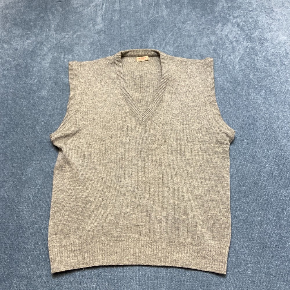 VTG Jaeger All Wool Sweater Vest Mens 36 Gray V Neck Ribbed Hem Warm Sleeveless